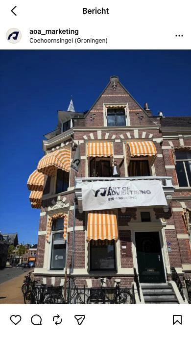 Instagram-bericht van Art of Advertising: de vlag kan uit bij ons kantoor aan de Coehoornsingel in Groningen